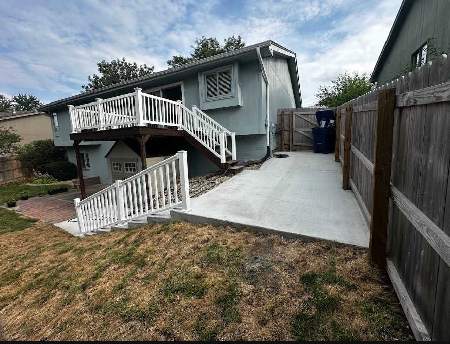 Residential concrete steps and sidewalk